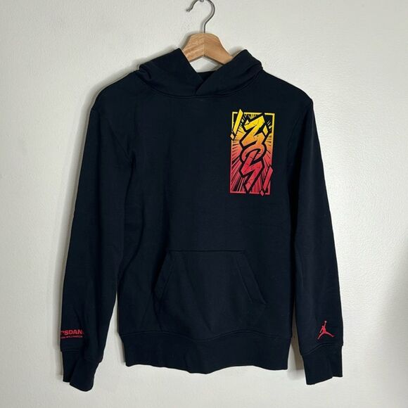 Jordan Zion graphic pullover hoodie with back hit graphic size large youth